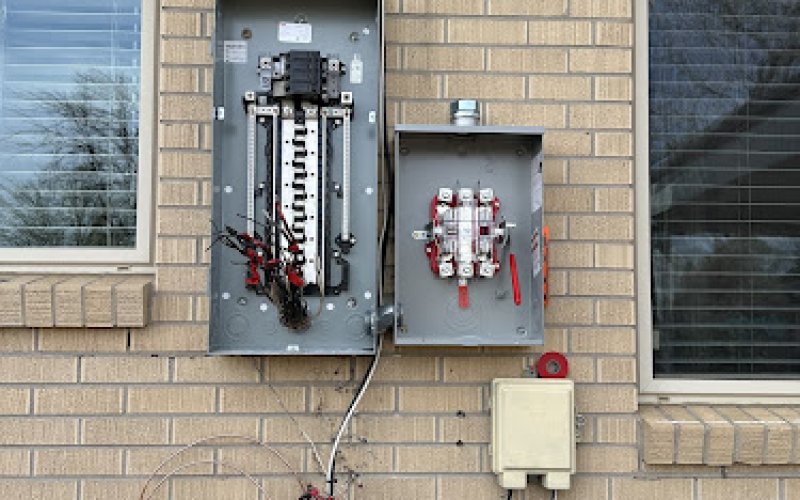 Upstanding electric LLC