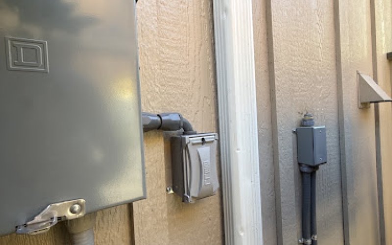 Deschutes Advanced Electric — Electrical installation service in Bend