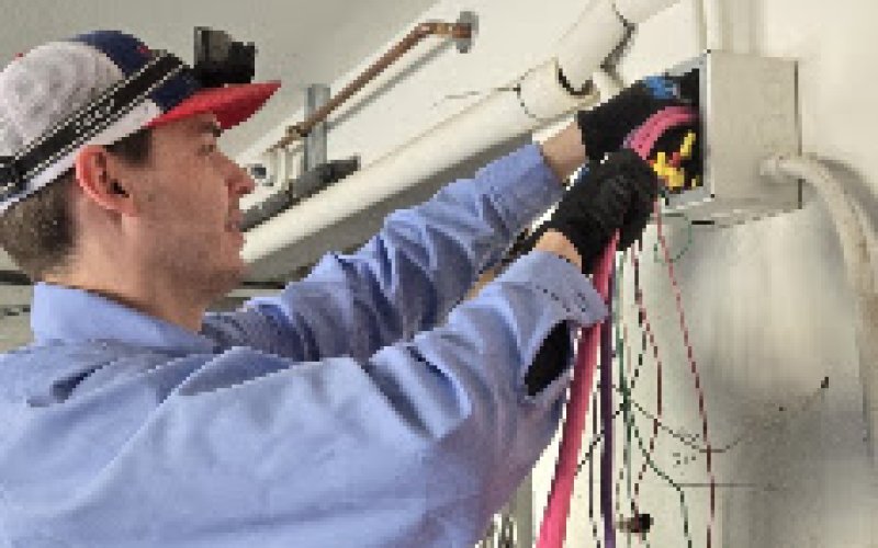 Five Or Free Electrical Heating & Air Solutions — Electrician in Berkeley