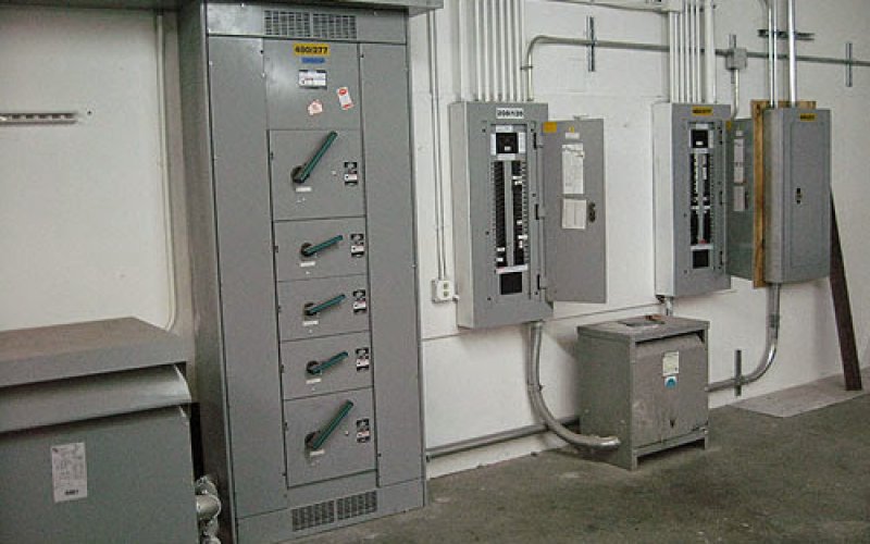Momentum Electrical Contractors — Electrician in Berkeley