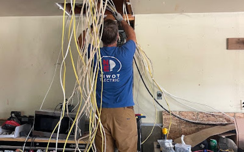 Niwot Electric — Electrician in Boulder