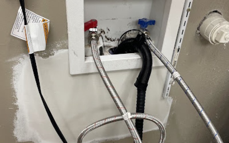 Leos remodeling & glass