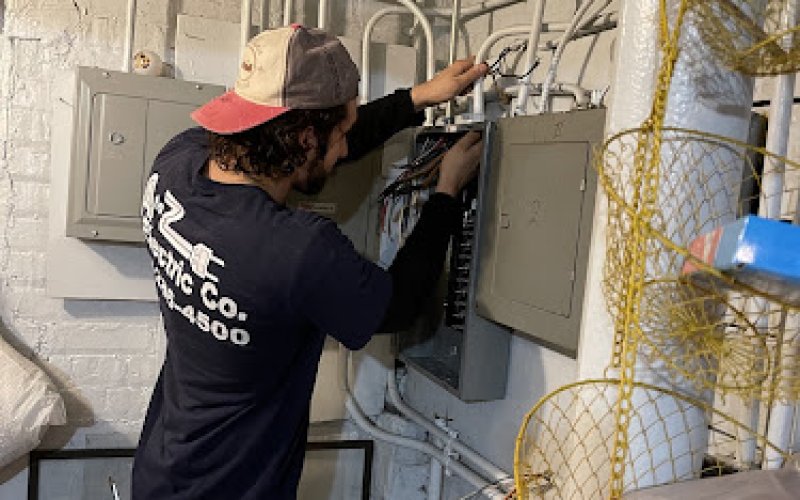 A to Z Electric Co. — Electrician in Chicago