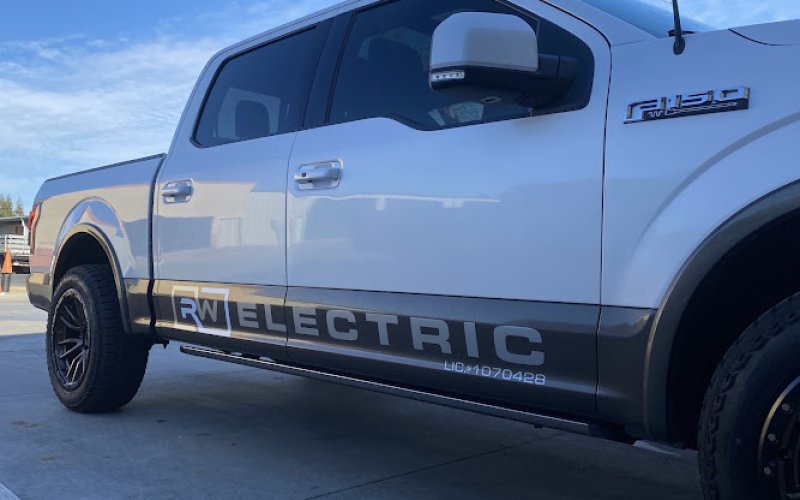 R W Electric — Electrician in Chico