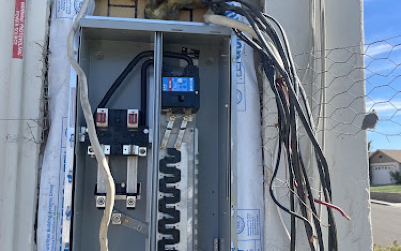 Sal & Sons Electric Inc — Electrician in Chula Vista