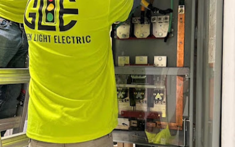 Green Light Electric LLC