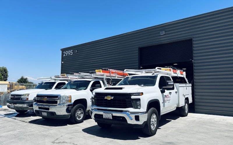 Dynamic Electric — Electrician in Clovis