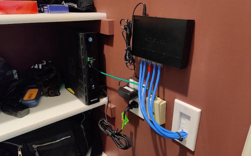 Withrow Electric Inc — Electrician in Columbia