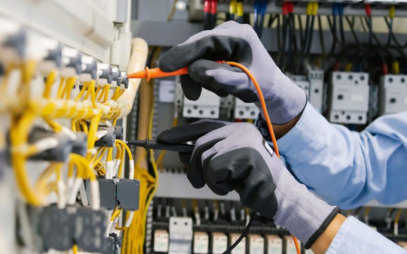Koch's Electric