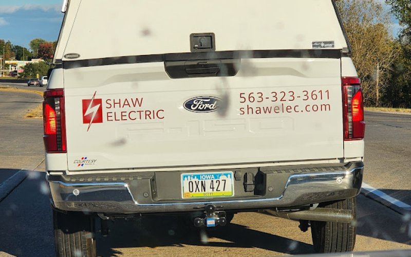 Shaw Electric — Electrician in Davenport
