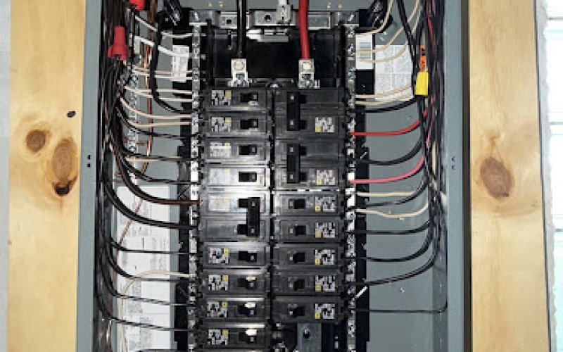 Warrens Electric LLC
