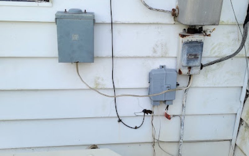 Belmonte Electric — Electrician in Elgin