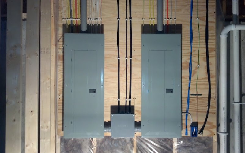 Double D Electric — Electrician in Fargo