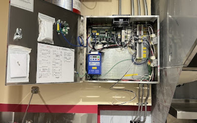 Keno Electrical Systems LLC — Electrician in Hartford