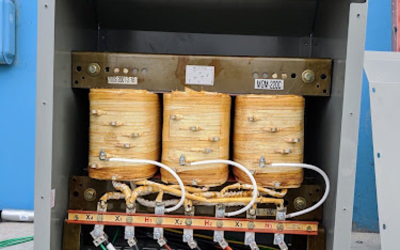 Martin Electric — Electrician in Hayward