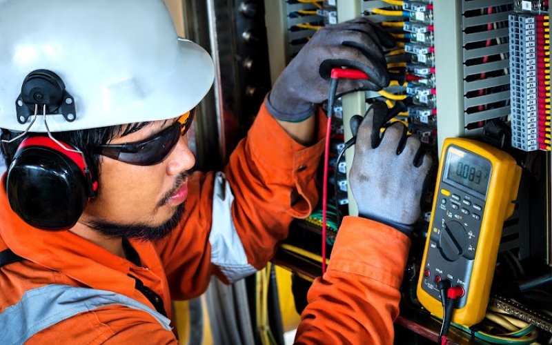 Right Touch Electrical