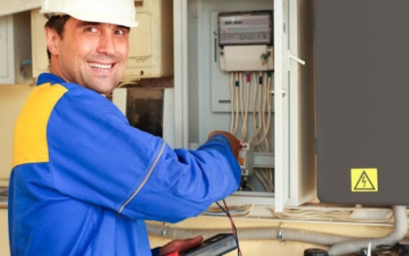 South Hills Electric LLC