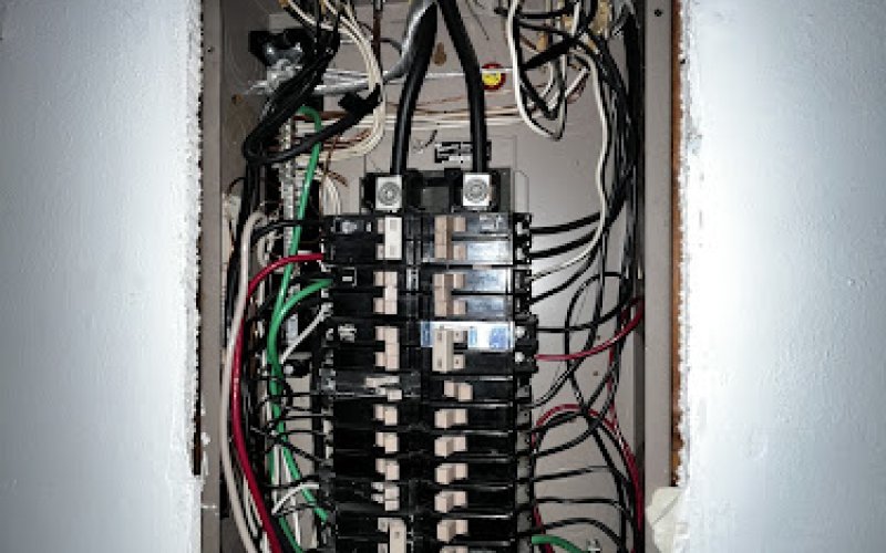 Portland Metro Electric — Electrician in Portland
