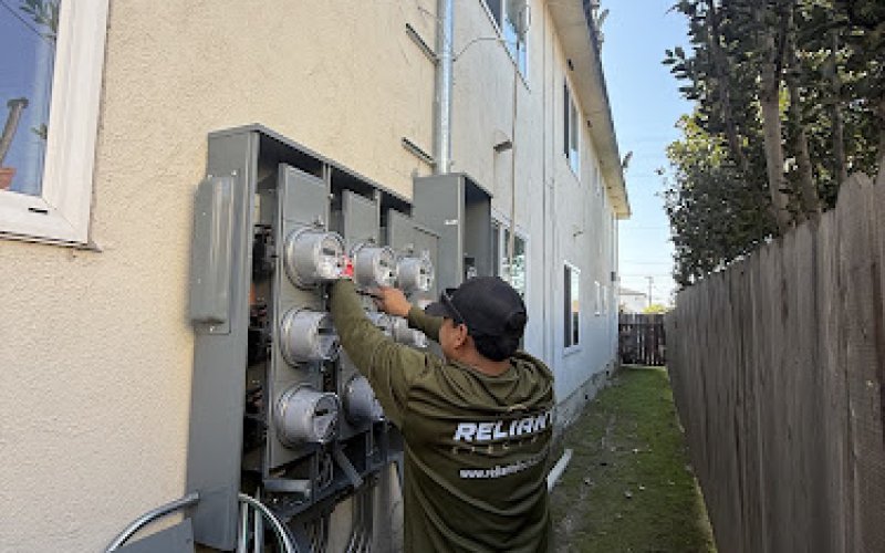 Reliant Electric