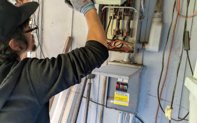 APG Electric Co.