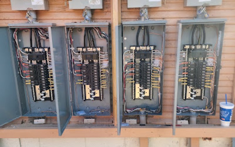 Lightning Electric LLC