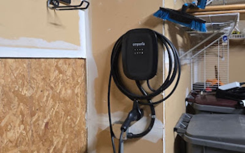Bakken Electric, LLC — Electrical installation service in South St Paul
