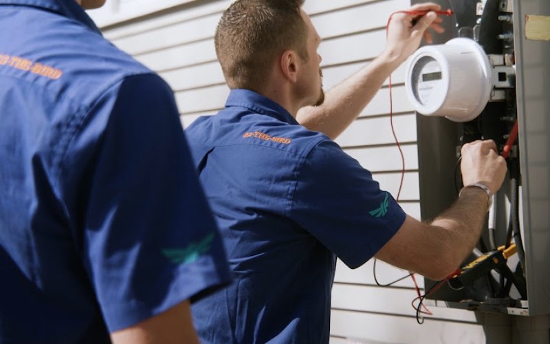 EarlyBird Electric — Electrician in South St Paul