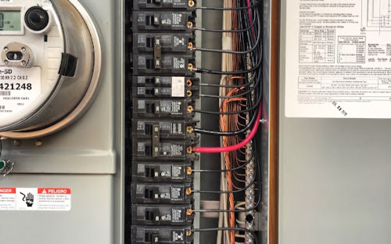 Visalia Electric — Electrician in Visalia