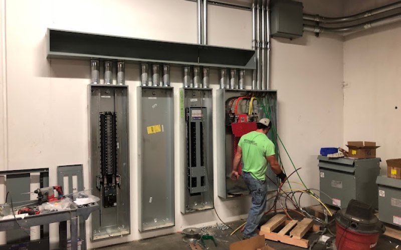 Wattsmart Electric LLC — Electrician in Yakima