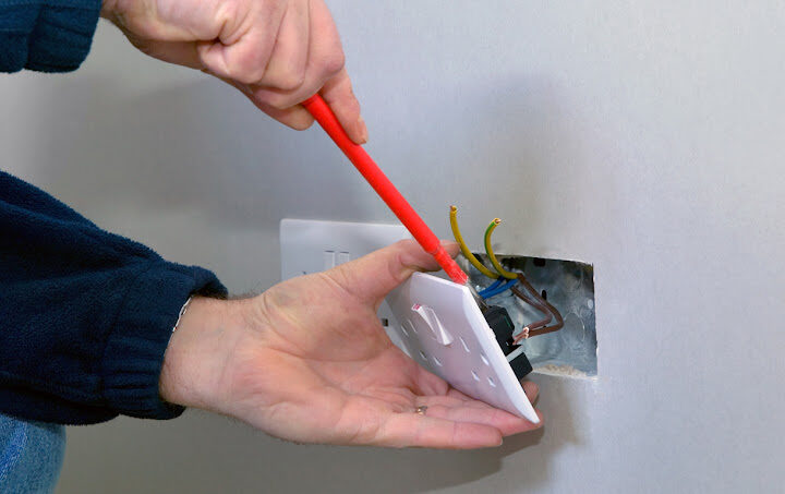 Revolution Electric LLC