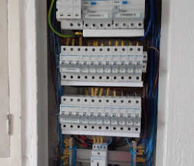 Elektrovojta.cz elektroinstalace elektrikáři