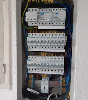 Elektrovojta.cz elektroinstalace elektrikáři